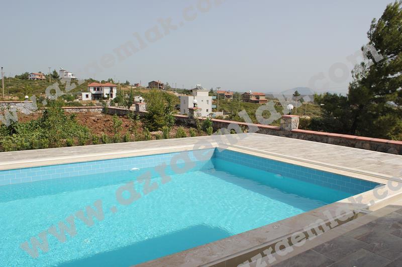 Didimde Lüks Tripleks Satılık Villa