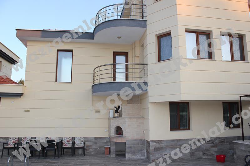 Didimde Lüks Tripleks Satılık Villa